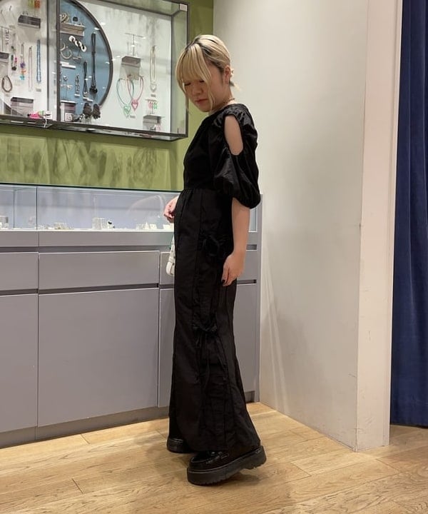 chikaさんの「BEAMS WOMEN｜マリンチェーン マンテル ハート ネックレス」を使ったコーディネート