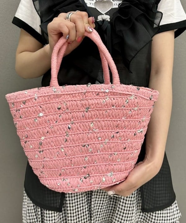 ヒカリさんの「BEAMS WOMEN｜Ray BEAMS / グリッター ペーパー バッグ」を使ったコーディネート