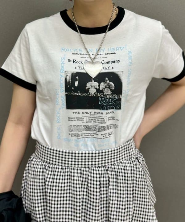 ヒカリさんの「BEAMS WOMEN｜Ray BEAMS / グリッター ペーパー バッグ」を使ったコーディネート