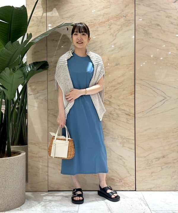 西村 章代さんの「BEAMS WOMEN｜CAMINANDO / ダブルバックル サンダル」を使ったコーディネート
