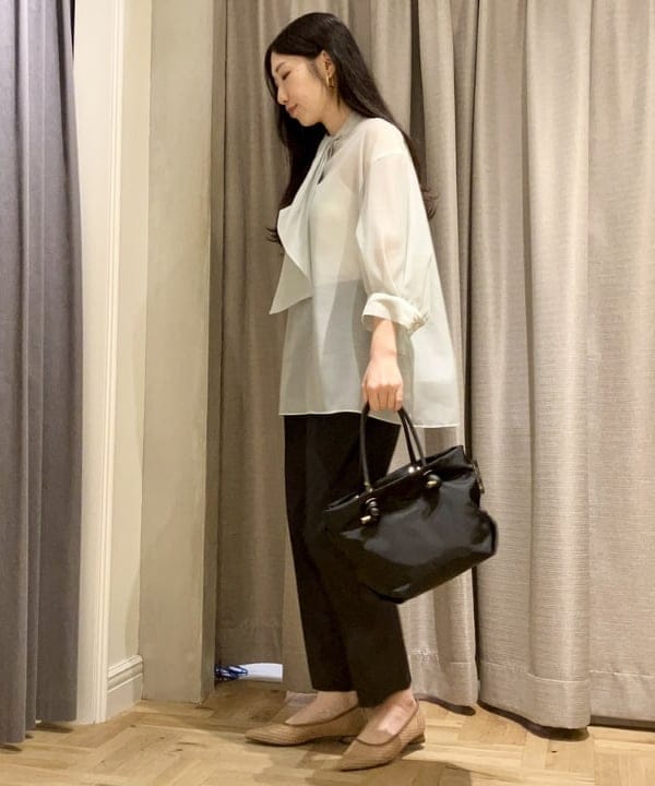 りえさんの「BEAMS WOMEN｜VIOLAd’ORO / BIANCA ナイロン トートバッグ S」を使ったコーディネート