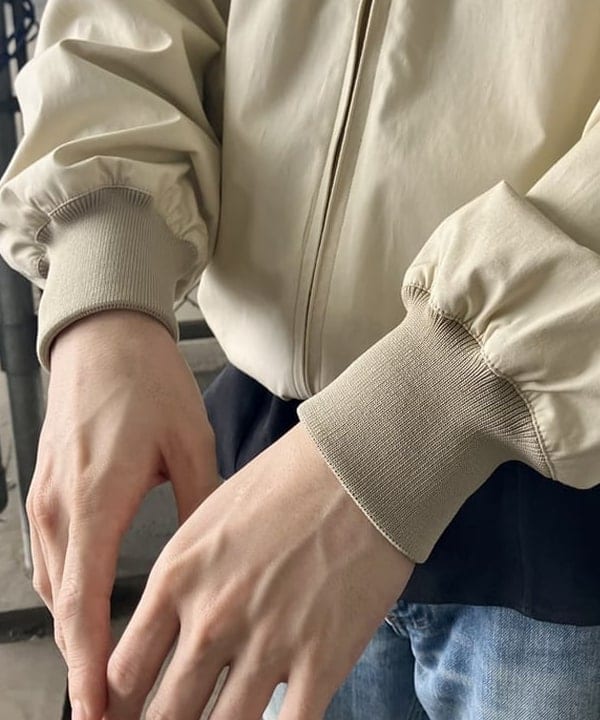 翔さんの「BEAMS WOMEN｜BARACUTA &times; BEAMS PLUS / 別注 G9 Classic Model」を使ったコーディネート