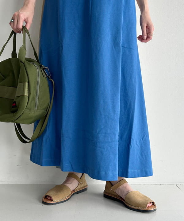 清水 彩乃さんの「BEAMS WOMEN｜BRIEFING &times; BEAMS BOY / 別注 ヘルメット バッグ」を使ったコーディネート