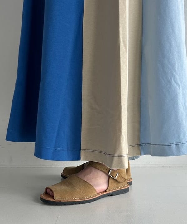 清水 彩乃さんの「BEAMS WOMEN｜BRIEFING &times; BEAMS BOY / 別注 ヘルメット バッグ」を使ったコーディネート