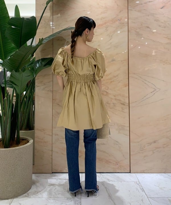 AONO SHIKAMAさんの「BEAMS WOMEN｜Devotion TWINS / コットンギャザー ショートドレス」を使ったコーディネート