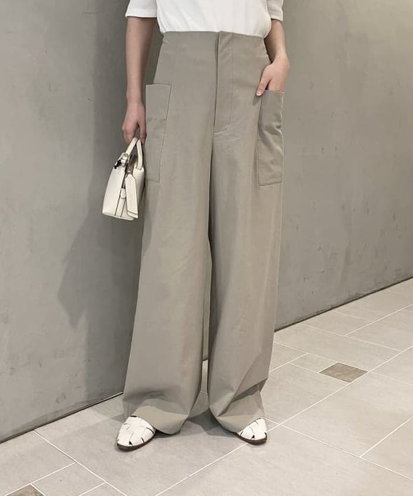 坂本 涼花さんの「BEAMS WOMEN｜スタイリスト佐藤佳菜子 × SLOANE × Demi-Luxe BEAMS / 別注 リブTシャツ」を使ったコーディネート