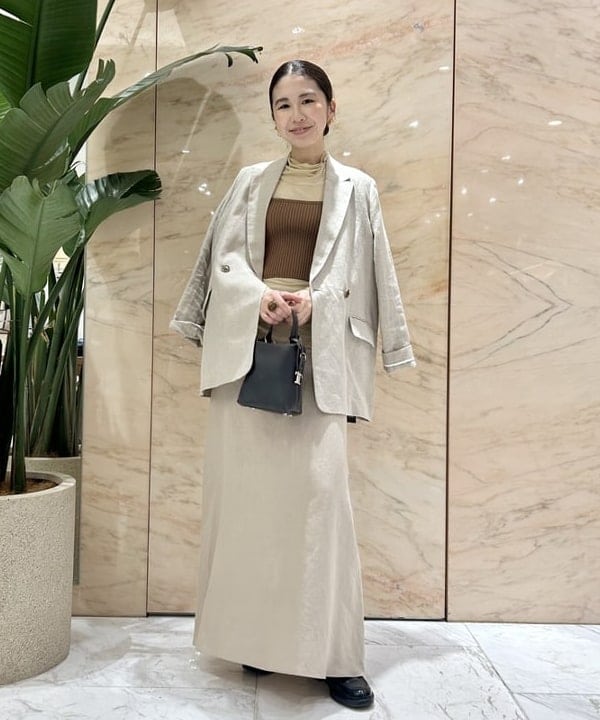 佐藤 美樹さんの「BEAMS WOMEN｜Demi-Luxe BEAMS / リブ ニット ビスチェ」を使ったコーディネート