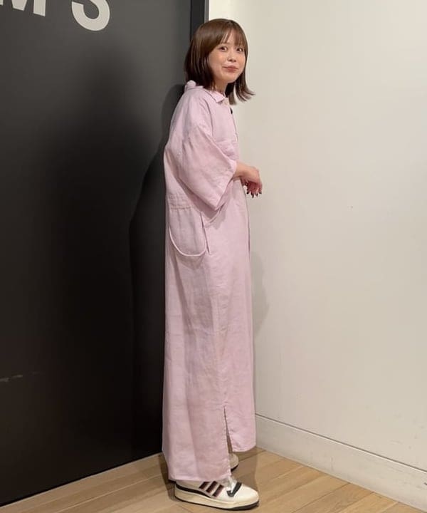 安藤 菜央さんの「BEAMS WOMEN｜maturely / Rib Gimmick Short Sleeves」を使ったコーディネート