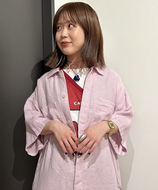 安藤 菜央さんの「BEAMS WOMEN｜maturely / Rib Gimmick Short Sleeves」を使ったコーディネート