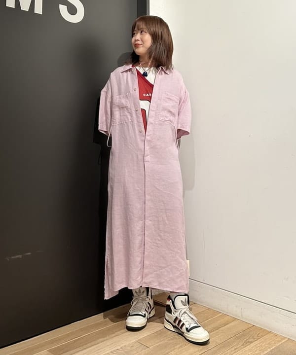 安藤 菜央さんの「BEAMS WOMEN｜maturely / Rib Gimmick Short Sleeves」を使ったコーディネート