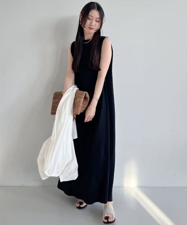 隈元 楓さんの「BEAMS WOMEN｜Demi-Luxe BEAMS / KHADI タッセル シャツワンピース」を使ったコーディネート