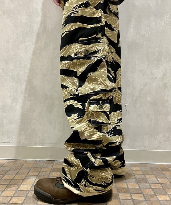 西村 光平さんの「BEAMS WOMEN｜BEAMS / ヴィンテージライク フェード Tシャツ」を使ったコーディネート