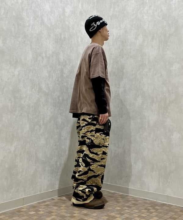 西村 光平さんの「BEAMS WOMEN｜BEAMS / ヴィンテージライク フェード Tシャツ」を使ったコーディネート