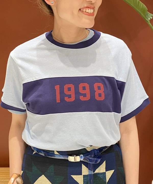 優意さんの「BEAMS WOMEN｜BEAMS BOY / 晴雨兼用 カラフル 長傘」を使ったコーディネート
