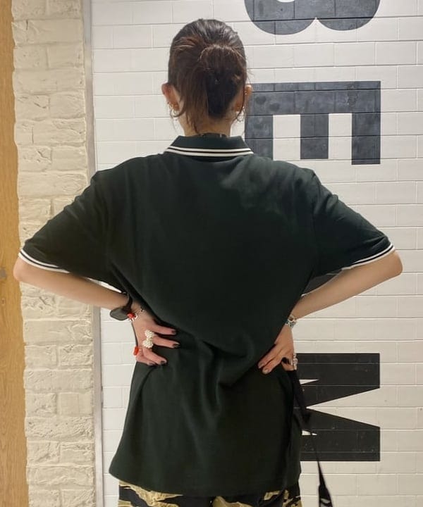 りかちょび/岸本梨佳さんの「BEAMS WOMEN｜〈MEN〉BUZZ RICKSON'S × BEAMS / 別注 GOLD TIGER STRIPE TROUSERS」を使ったコーディネート
