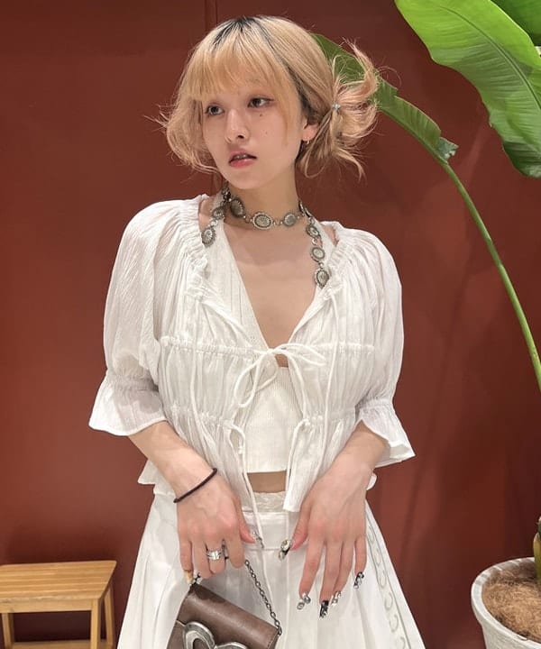 コスゲさんの「BEAMS WOMEN｜FRED PERRY × Ray BEAMS / 別注 Skirt」を使ったコーディネート