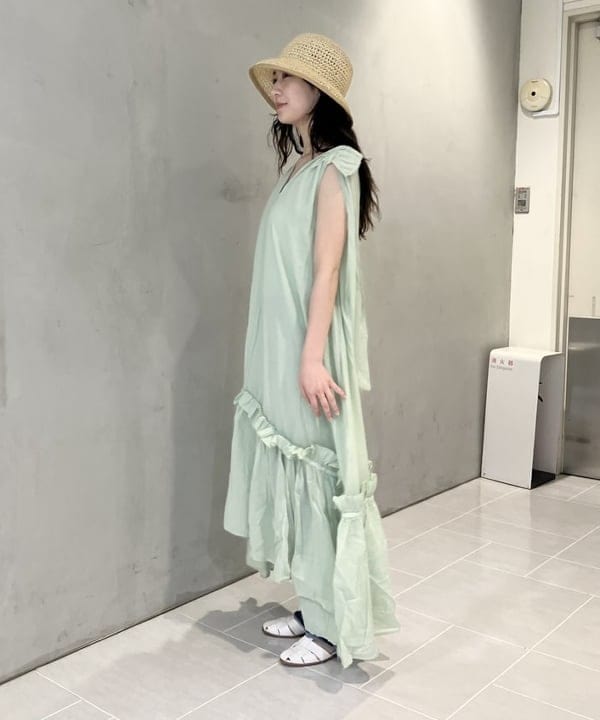 坂本 涼花さんの「BEAMS WOMEN｜」を使ったコーディネート