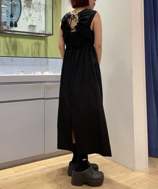 キホさんの「BEAMS WOMEN｜Ray BEAMS / アニマル ビーズ チェーン ネックレス」を使ったコーディネート