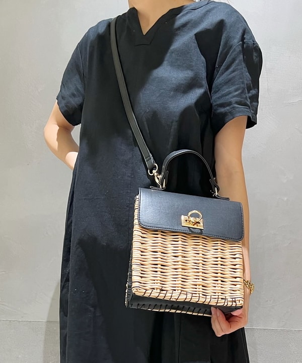 内山 美咲さんの「BEAMS WOMEN｜」を使ったコーディネート
