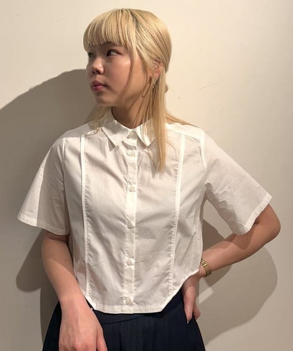 sakuraさんの「BEAMS WOMEN｜Ray BEAMS / サイド カーブ ショート シャツ」を使ったコーディネート