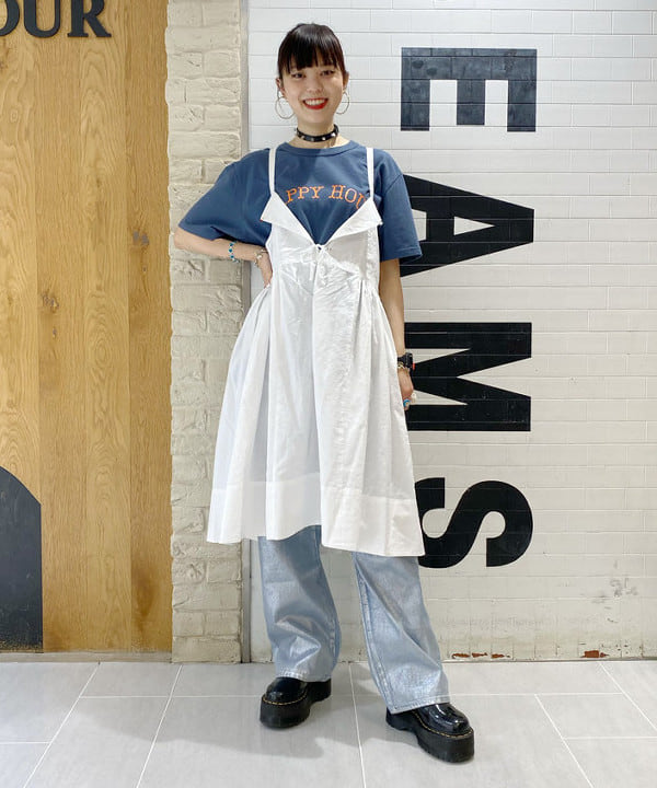 りかちょび/岸本梨佳さんの「BEAMS WOMEN｜Ray BEAMS / 箔プリント デニムパンツ」を使ったコーディネート