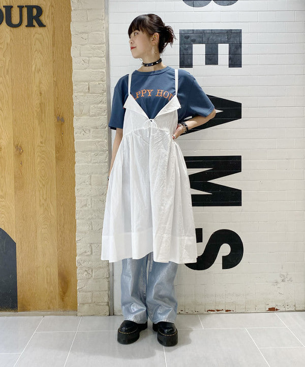 りかちょび/岸本梨佳さんの「BEAMS WOMEN｜Ray BEAMS / 箔プリント デニムパンツ」を使ったコーディネート
