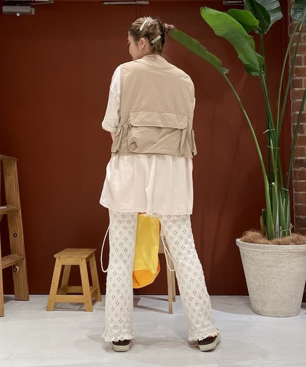 優意さんの「BEAMS WOMEN｜NAPRON × BEAMS BOY / 別注 パイル ペイシェント バッグ」を使ったコーディネート