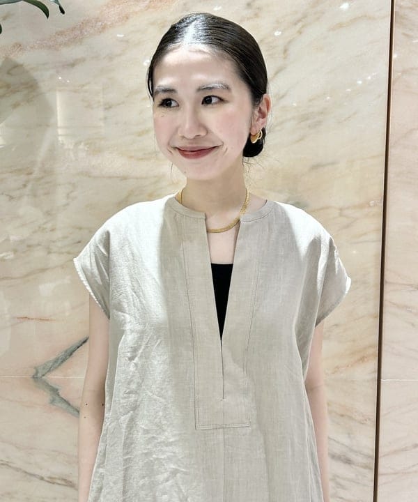 佐藤 美樹さんの「BEAMS WOMEN｜リネン リラクシーパンツ .M」を使ったコーディネート
