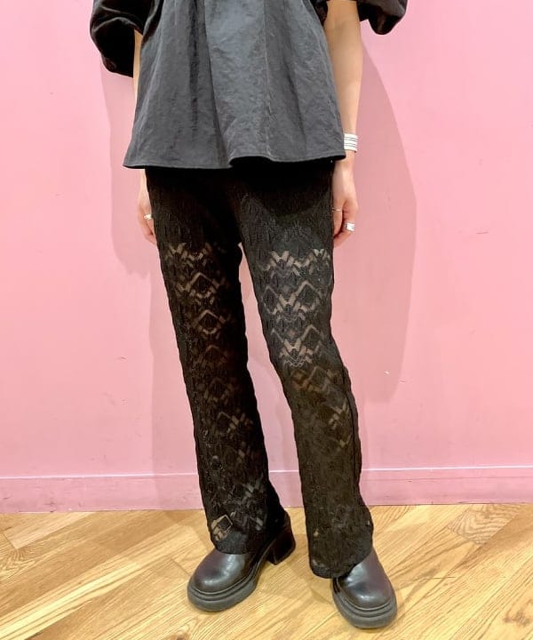 椎葉 未琴さんの「BEAMS WOMEN｜Ray BEAMS / カット レース シアー パンツ」を使ったコーディネート