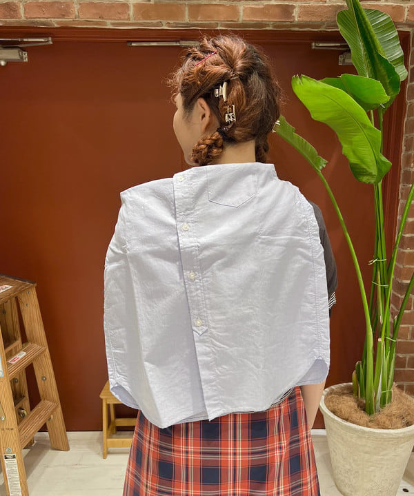 エノモト アミさんの「BEAMS WOMEN｜ラインロゴ ショートスリーブ Tシャツ」を使ったコーディネート