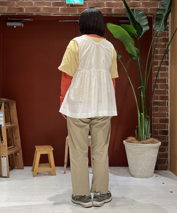 クロサワさんの「BEAMS WOMEN｜WAREHOUSE & CO. × BEAMS BOY / 別注 ステンシル リバーシブル Tシャツ」を使ったコーディネート