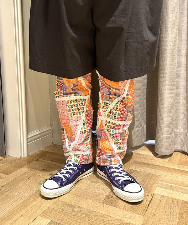 Kyooka Sayakaさんの「BEAMS WOMEN｜WAREHOUSE & CO. × BEAMS BOY / 別注 ステンシル リバーシブル Tシャツ」を使ったコーディネート