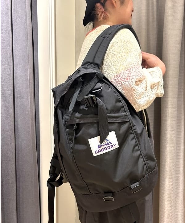 Kyooka Sayakaさんの「BEAMS WOMEN｜WAREHOUSE & CO. × BEAMS BOY / 別注 ステンシル リバーシブル Tシャツ」を使ったコーディネート