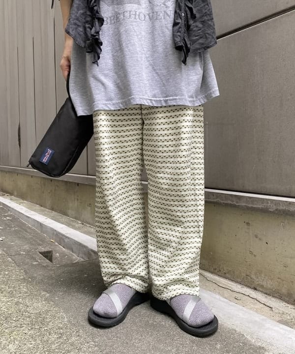 Kaoru Sakumaさんの「BEAMS WOMEN｜ボーイ ベーシック Tシャツ」を使ったコーディネート