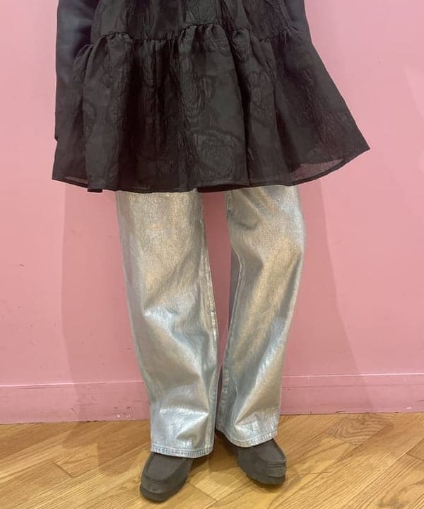 水野 萌香さんの「BEAMS WOMEN｜Ray BEAMS / 箔プリント デニムパンツ」を使ったコーディネート