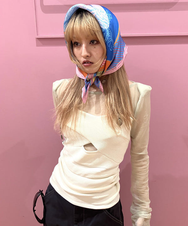 コスゲさんの「BEAMS WOMEN｜Ray BEAMS / リブ ツイスト ビスチェ」を使ったコーディネート