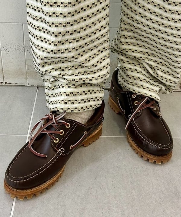 小原 もこさんの「BEAMS WOMEN｜Timberland / NOREEN 3EYE」を使ったコーディネート