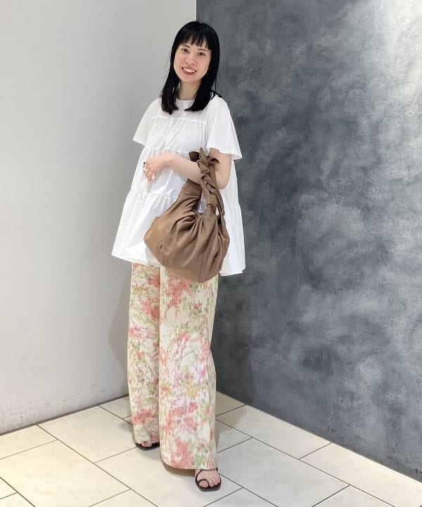 OSUMIさんの「BEAMS WOMEN｜コンビ ティアード プルオーバー」を使ったコーディネート
