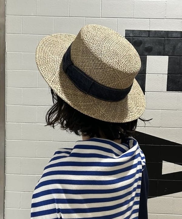 小原 もこさんの「BEAMS WOMEN｜BEAMS BOY / フライス 1cm ボーダー」を使ったコーディネート