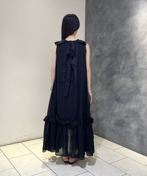 高木 菜央さんの「BEAMS WOMEN｜LAOCOONTE / CRISTEL Sofia サンダル」を使ったコーディネート
