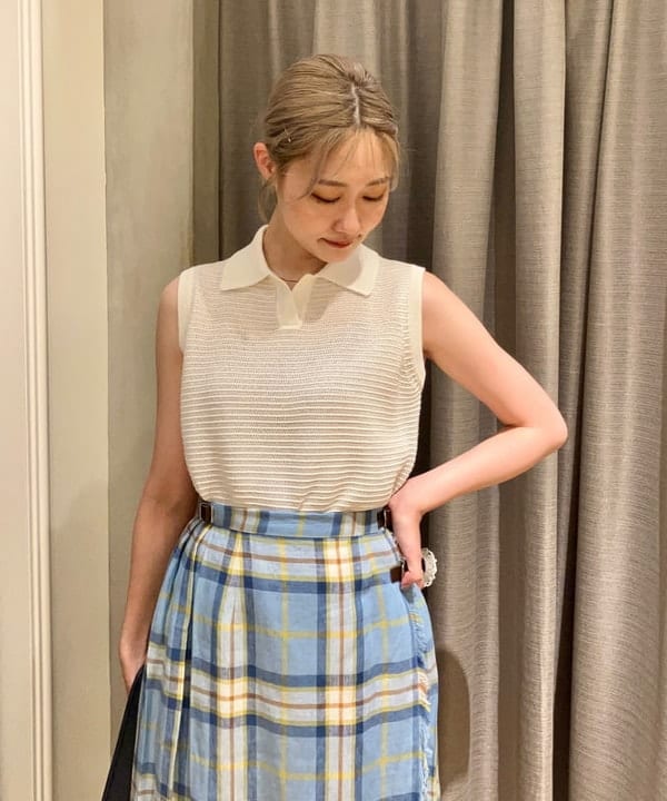 YUIさんの「BEAMS WOMEN｜CAMINANDO / ダブルバックル サンダル」を使ったコーディネート