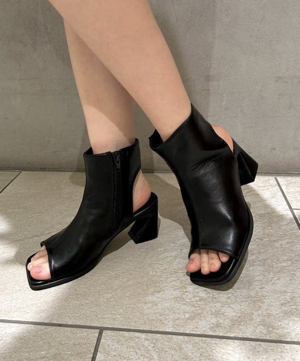 ササキさんの「BEAMS WOMEN｜Ray BEAMS / ブーツ サンダル 24SS」を使ったコーディネート