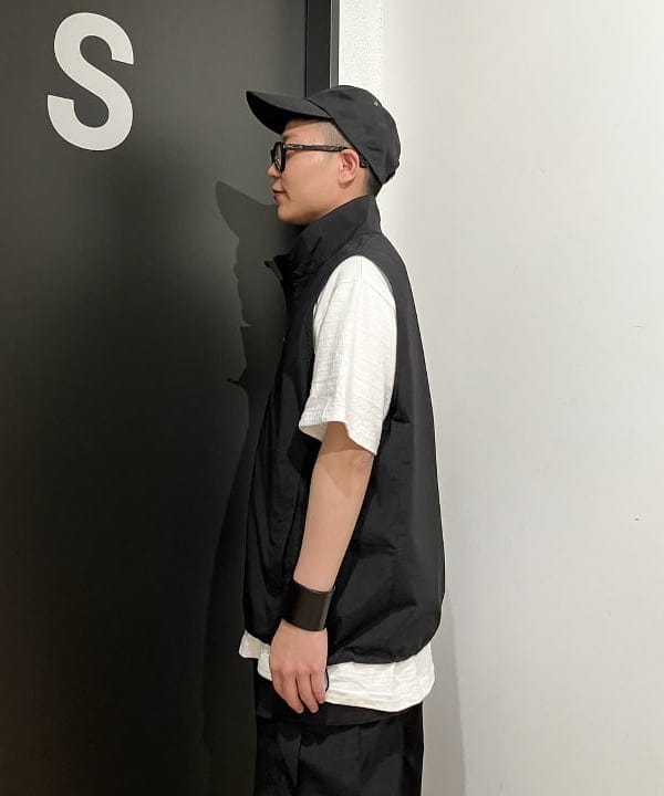 土田 達也さんの「BEAMS WOMEN｜WAREHOUSE & CO. / 別注 ステンシル13 Tシャツ」を使ったコーディネート