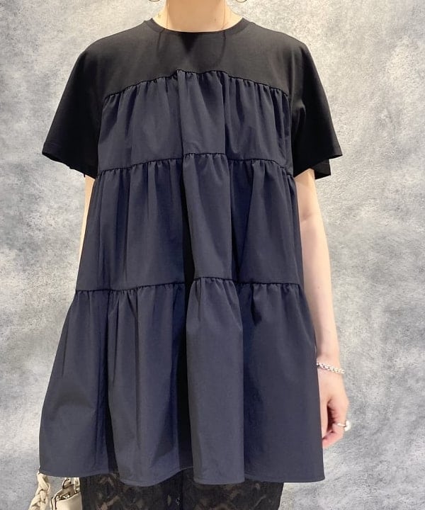 丸山 真菜美さんの「BEAMS WOMEN｜コンビ ティアード プルオーバー」を使ったコーディネート