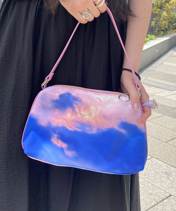 ayaさんの「BEAMS WOMEN｜Ray BEAMS / リボン パール ネックレス」を使ったコーディネート