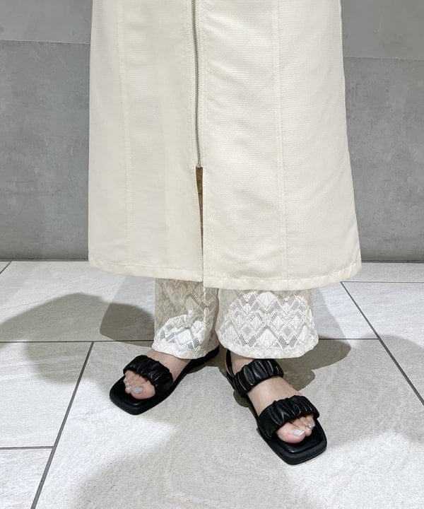 内山 美咲さんの「BEAMS WOMEN｜Ray BEAMS / カット レース シアー パンツ」を使ったコーディネート