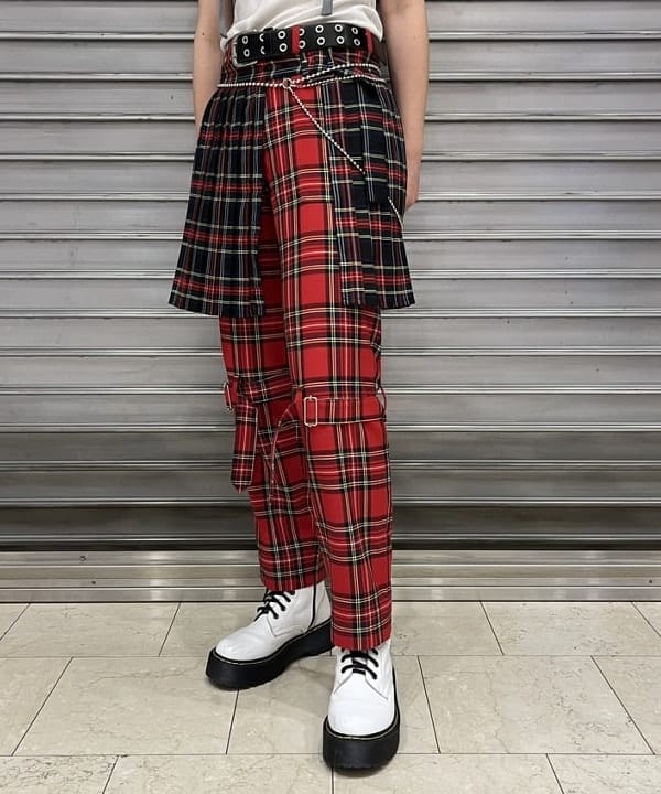 前田 優衣さんの「BEAMS WOMEN｜Ray BEAMS / 箔 プリント リブ Tシャツ」を使ったコーディネート