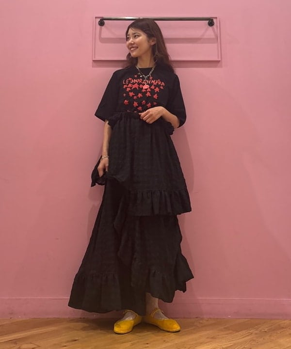 佐々木 南美さんの「BEAMS WOMEN｜〇Otro Accesorio / ハート レイヤード ブレスレッド」を使ったコーディネート