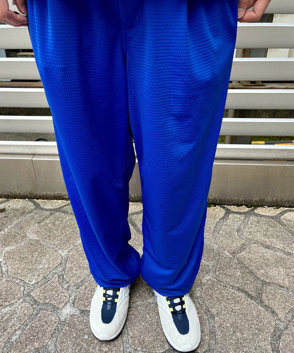 高遠 恒巳さんの「BEAMS WOMEN｜BEAMS / ドビー オープンカラー シャツ」を使ったコーディネート