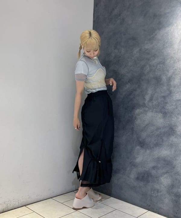 シマダリツコさんの「BEAMS WOMEN｜ﾗﾒﾁｭｰﾙｾﾝﾀｰｼｰﾑT」を使ったコーディネート